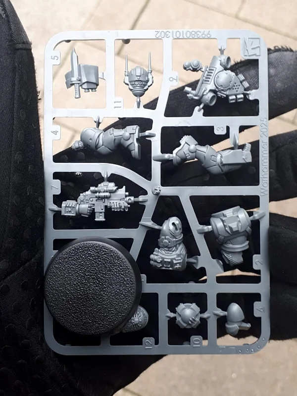Space Marine Deathwatch Disruptor.webp