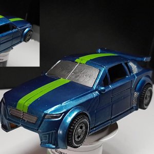Geländeauto.jpg