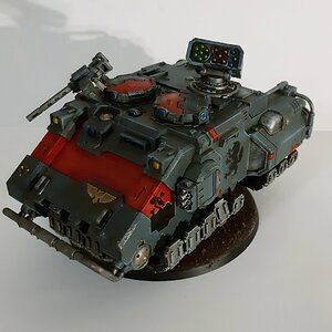 Impulsor der Space Marines in den Farben der Space Wolves
