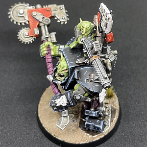 Warboss in Megaarmor4.png