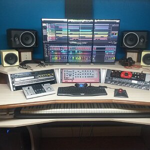Die dunkle Seite des Studios.jpg