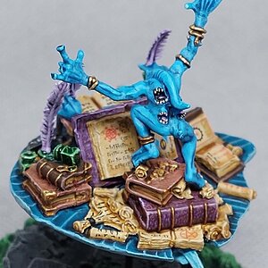 Die blauen Gelehrten hinten links