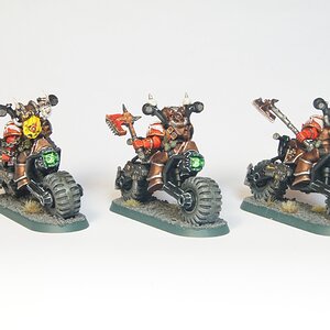 chaos-space-marine-khorne-biker_45848847914_o.jpg