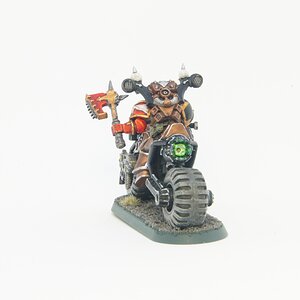 chaos-space-marine-khorne-biker_45848880374_o.jpg