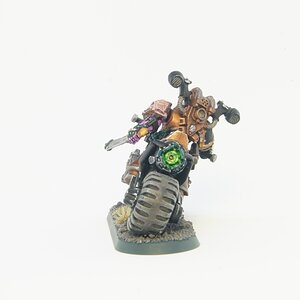 chaos-space-marine-slaanesh-biker_32699025668_o.jpg