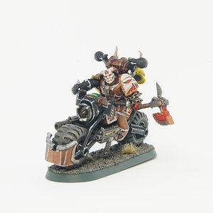 chaos-space-marine-khorne-biker_46572746321_o.jpg