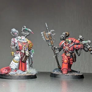Apothecarius + Techmarine
