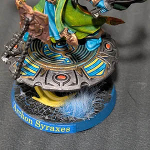 Archon_Syraxes_Detail_01.webp