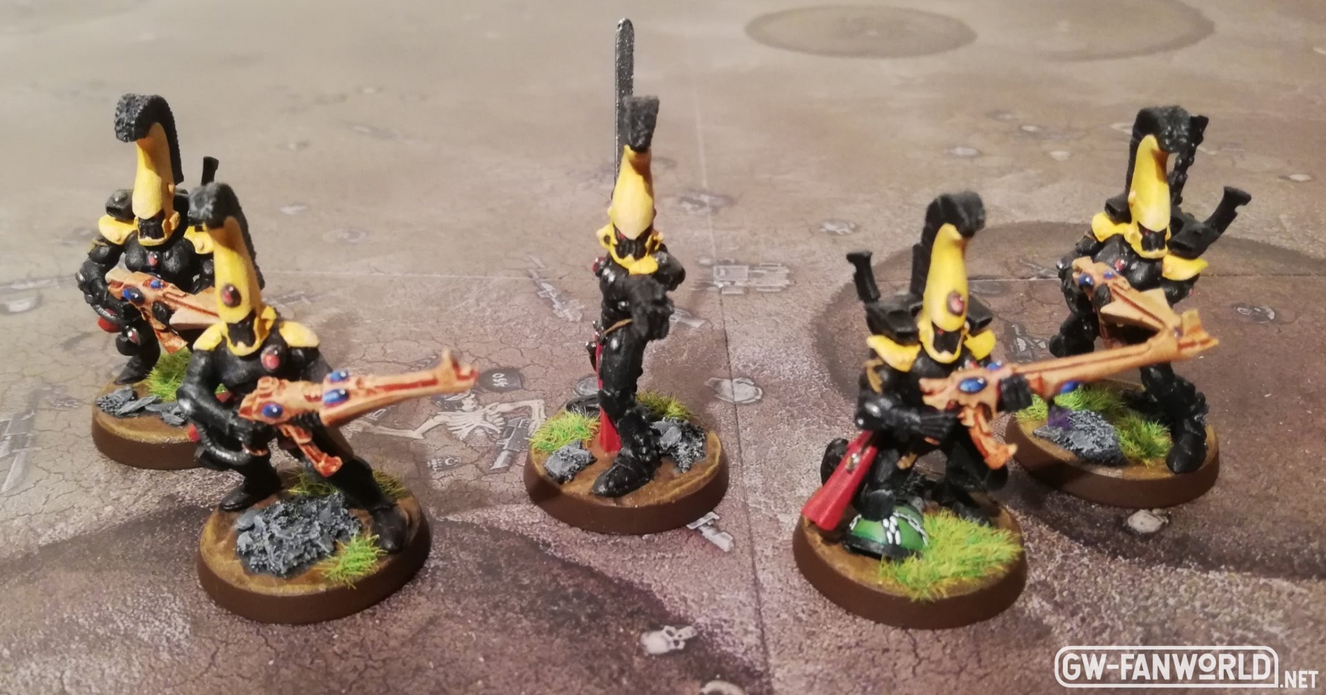 12 - Dire Avengers