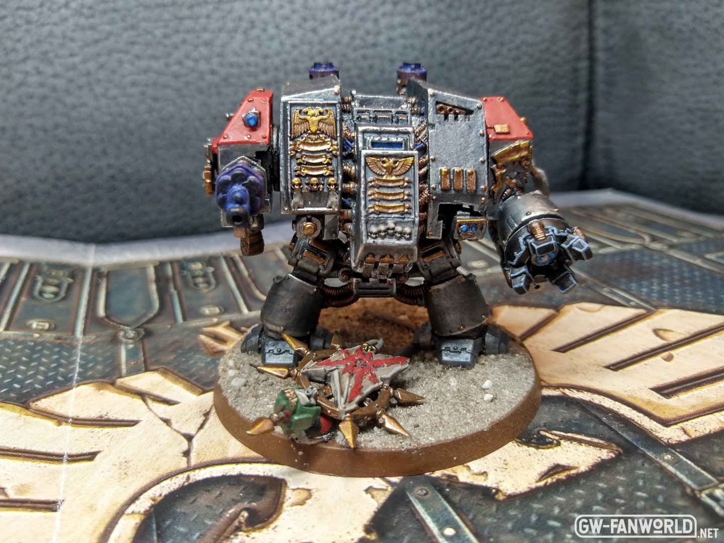 13 Space Marine Cybot