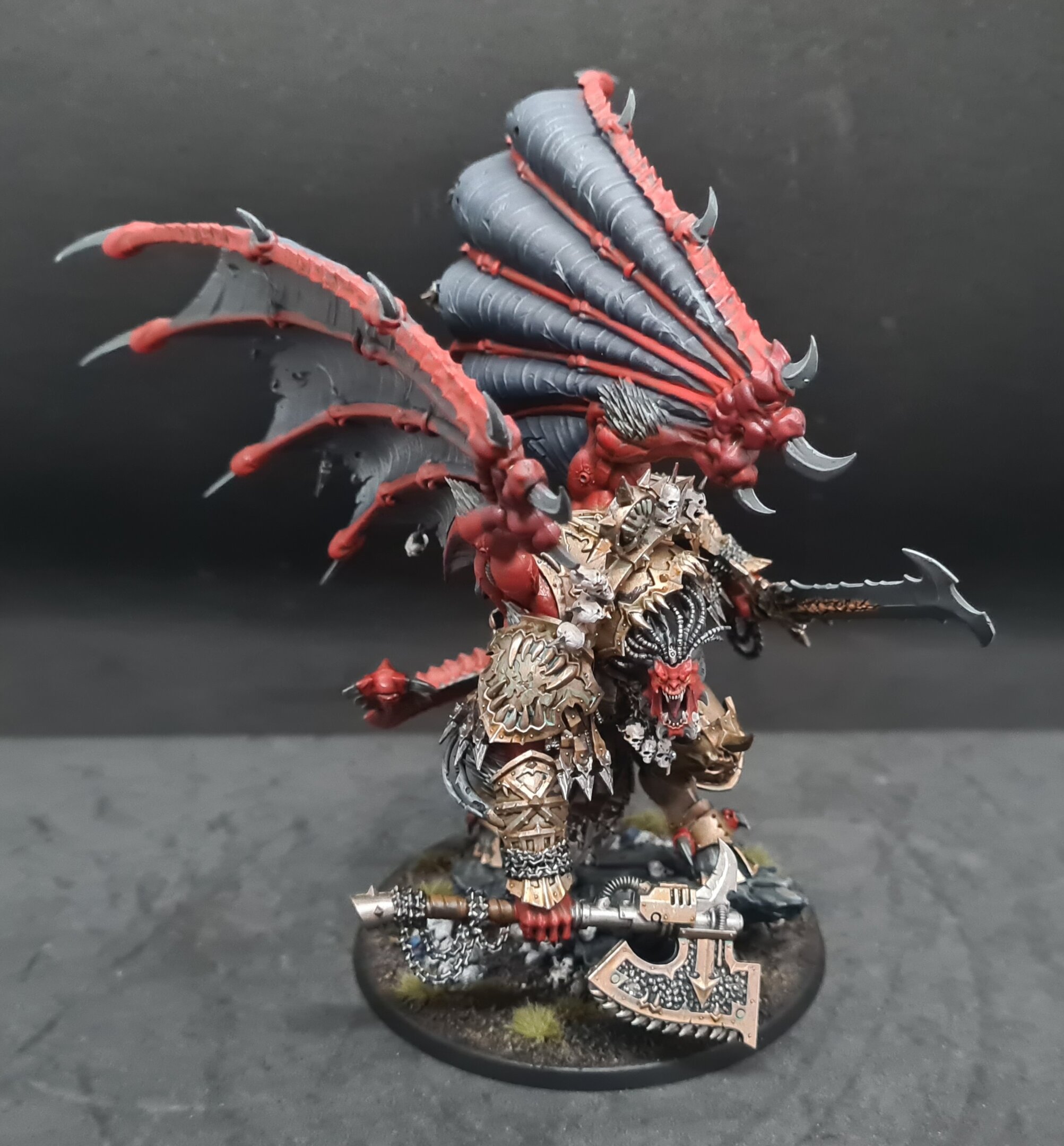 Angron 1.jpg