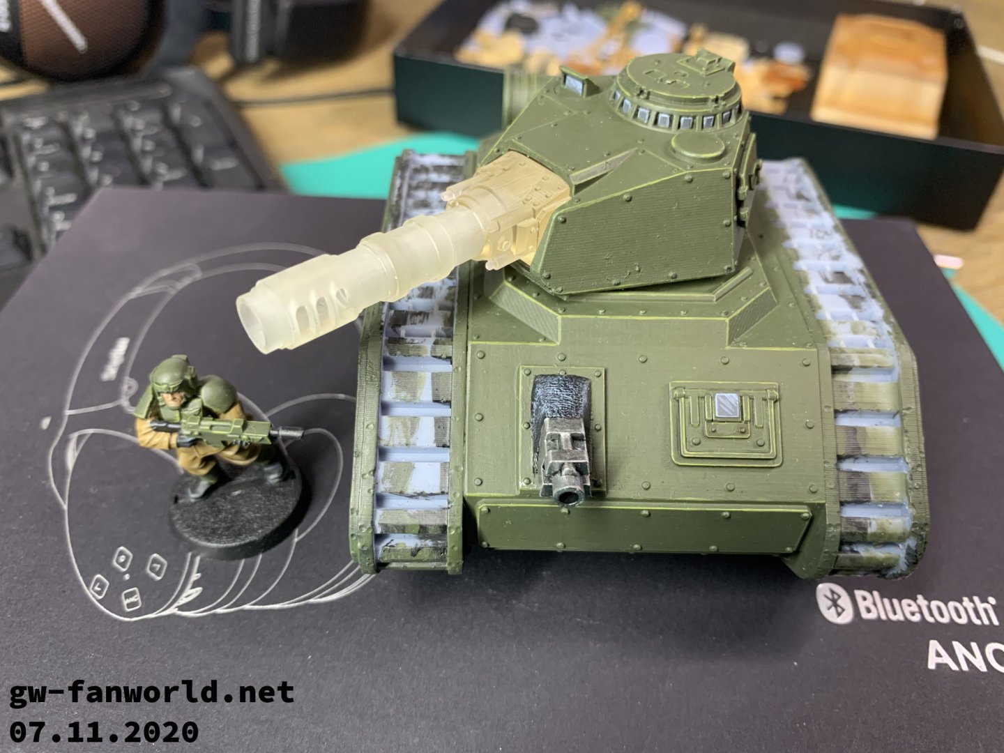 LadonPrototypeV01wBattleCannon01.jpg