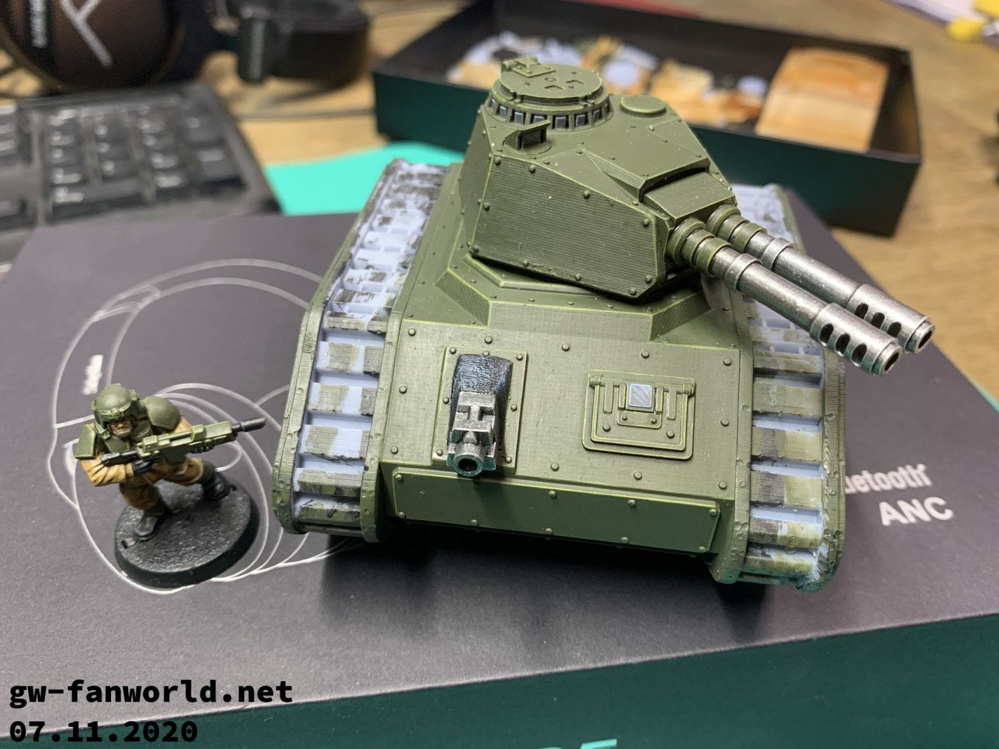 LadonPrototypeV01wDoubleBarrelAutocannon01.jpg