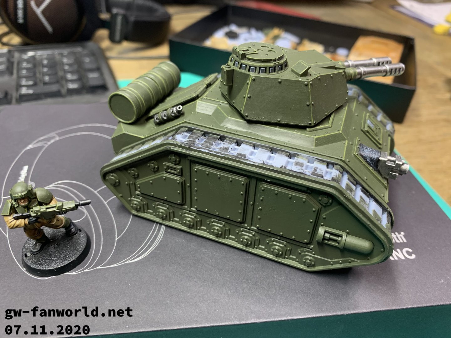LadonPrototypeV01wDoubleBarrelAutocannon02.jpg