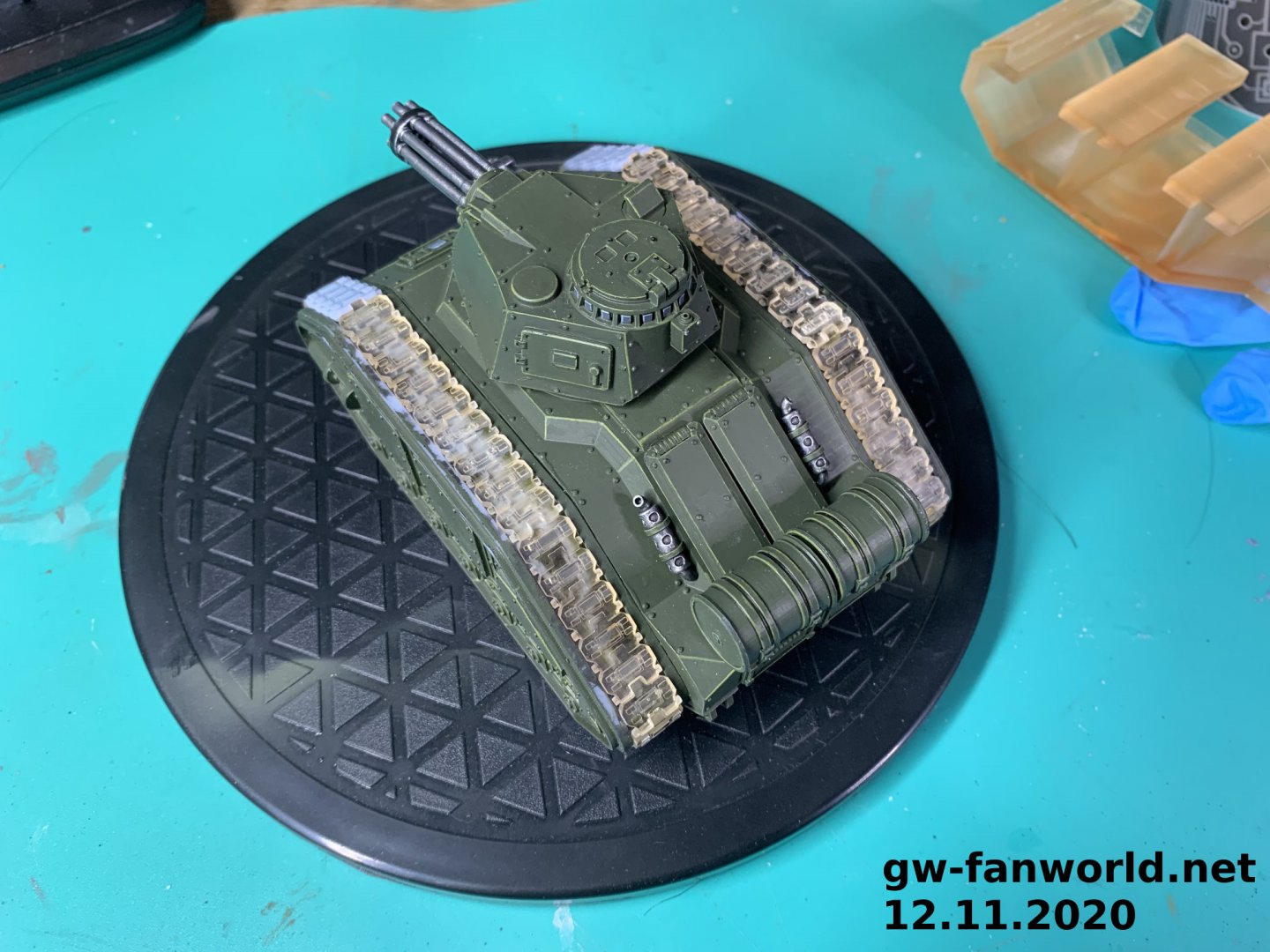 LadonPrototypeV01wHeavyGatling02.jpg
