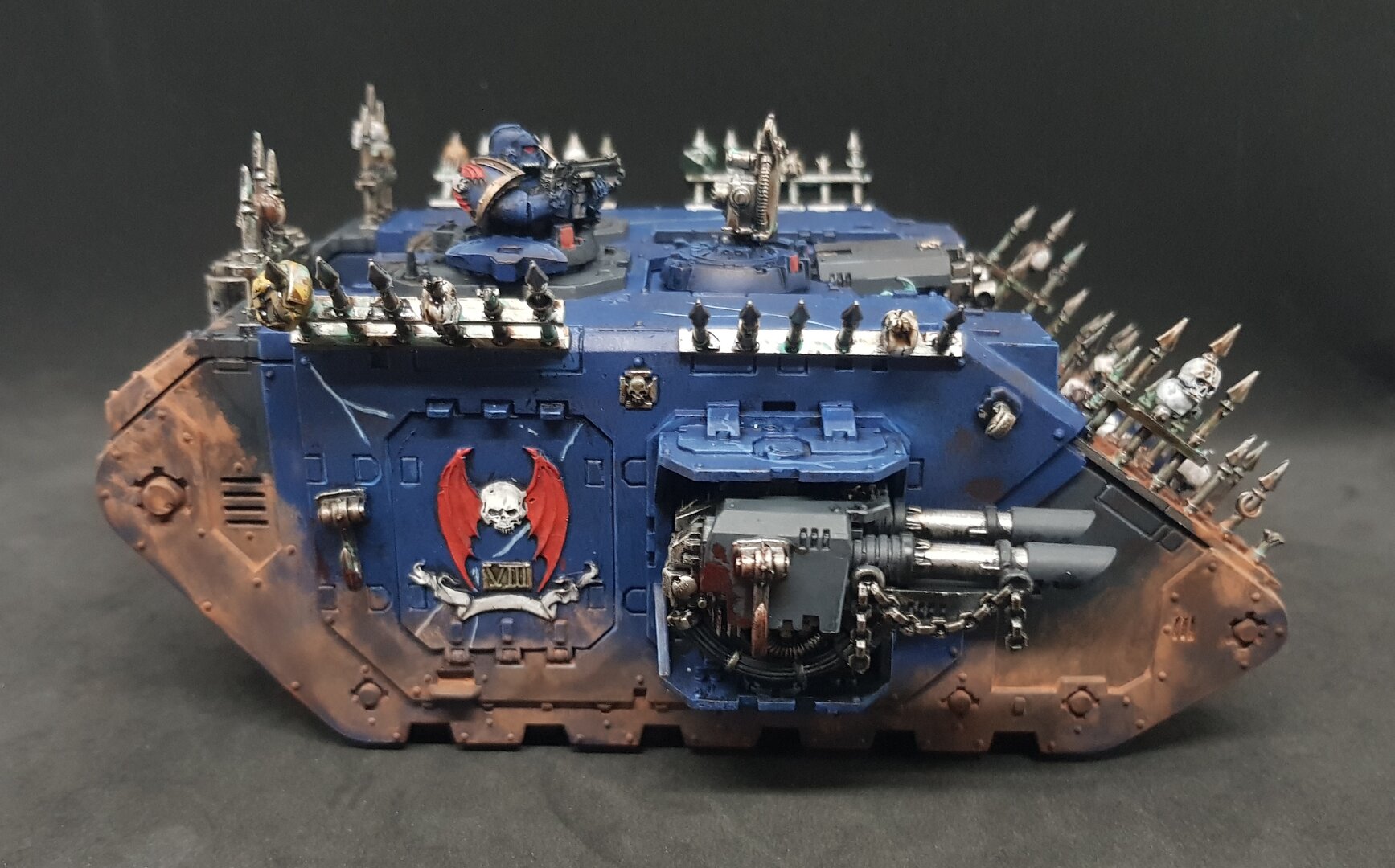 Land Raider 3.jpg