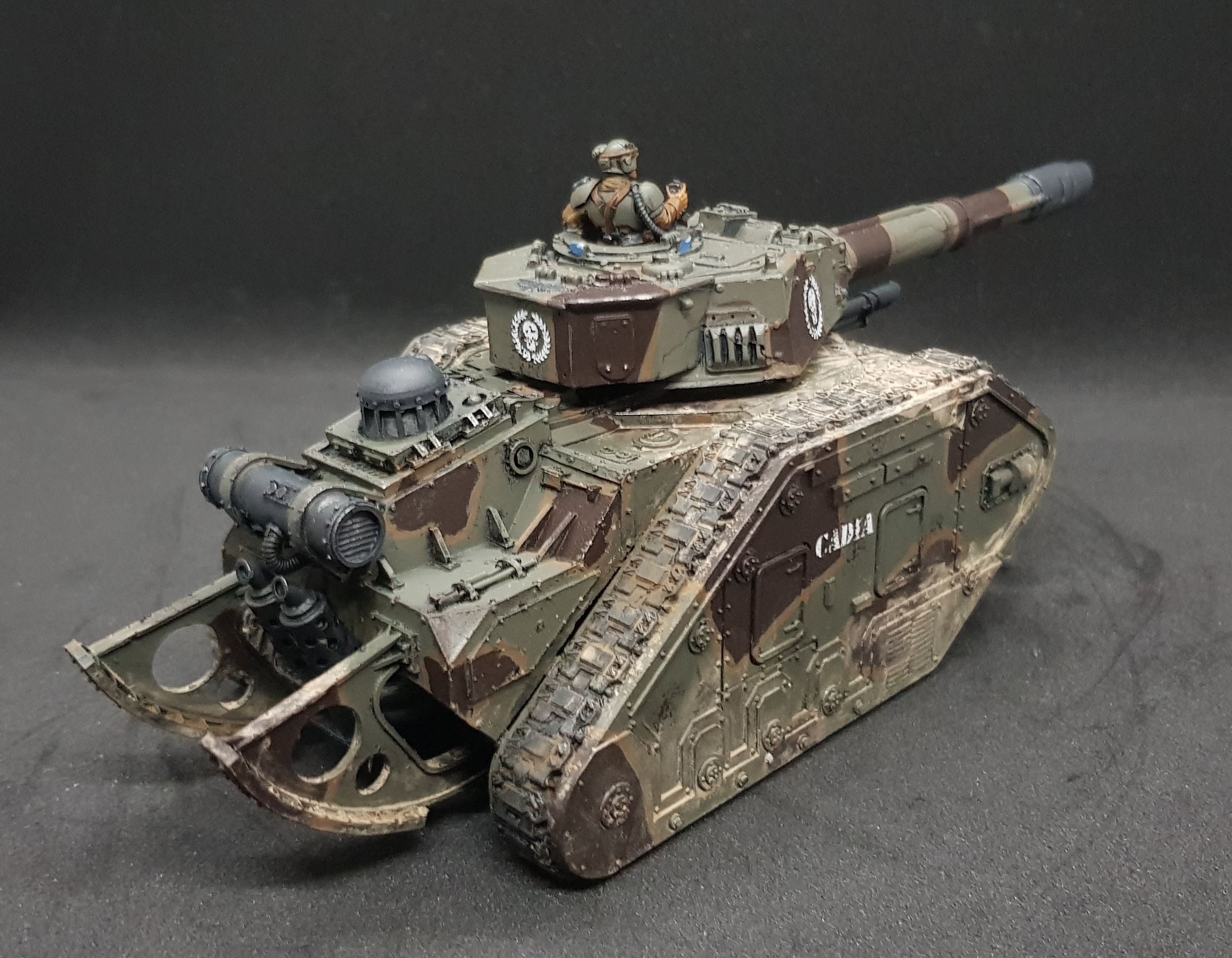 Leman Russ Vanquisher 2.jpg