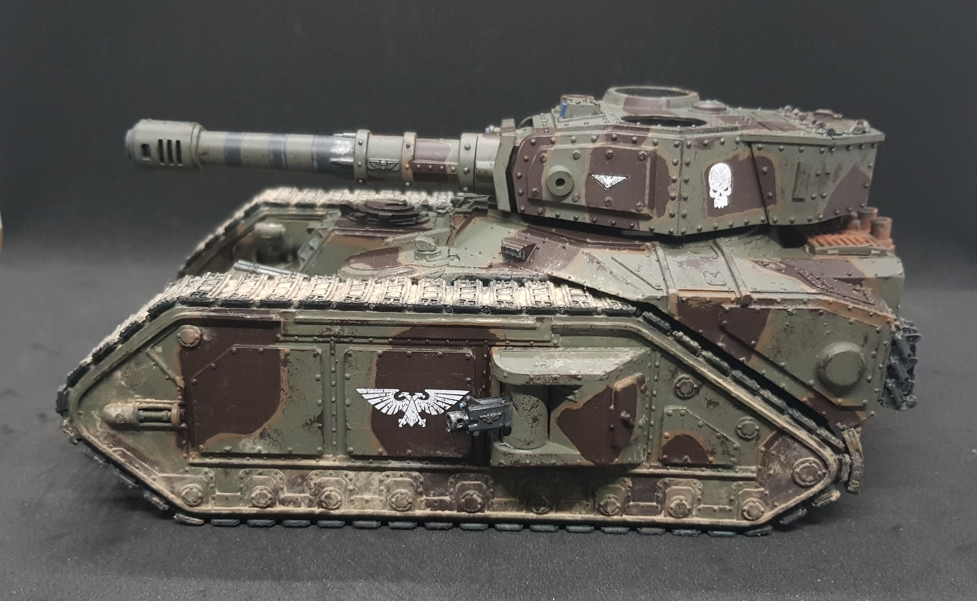 Macharius_Baneblade 4.jpg