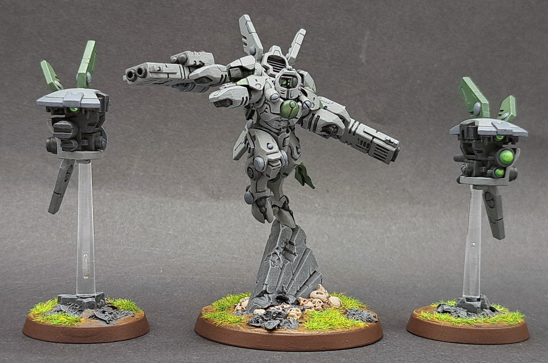 Tau25.jpg