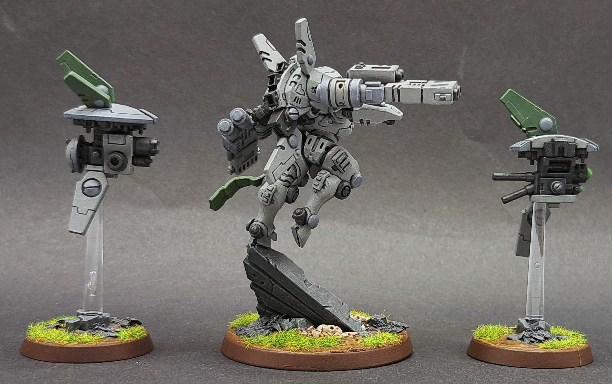 Tau28.jpg