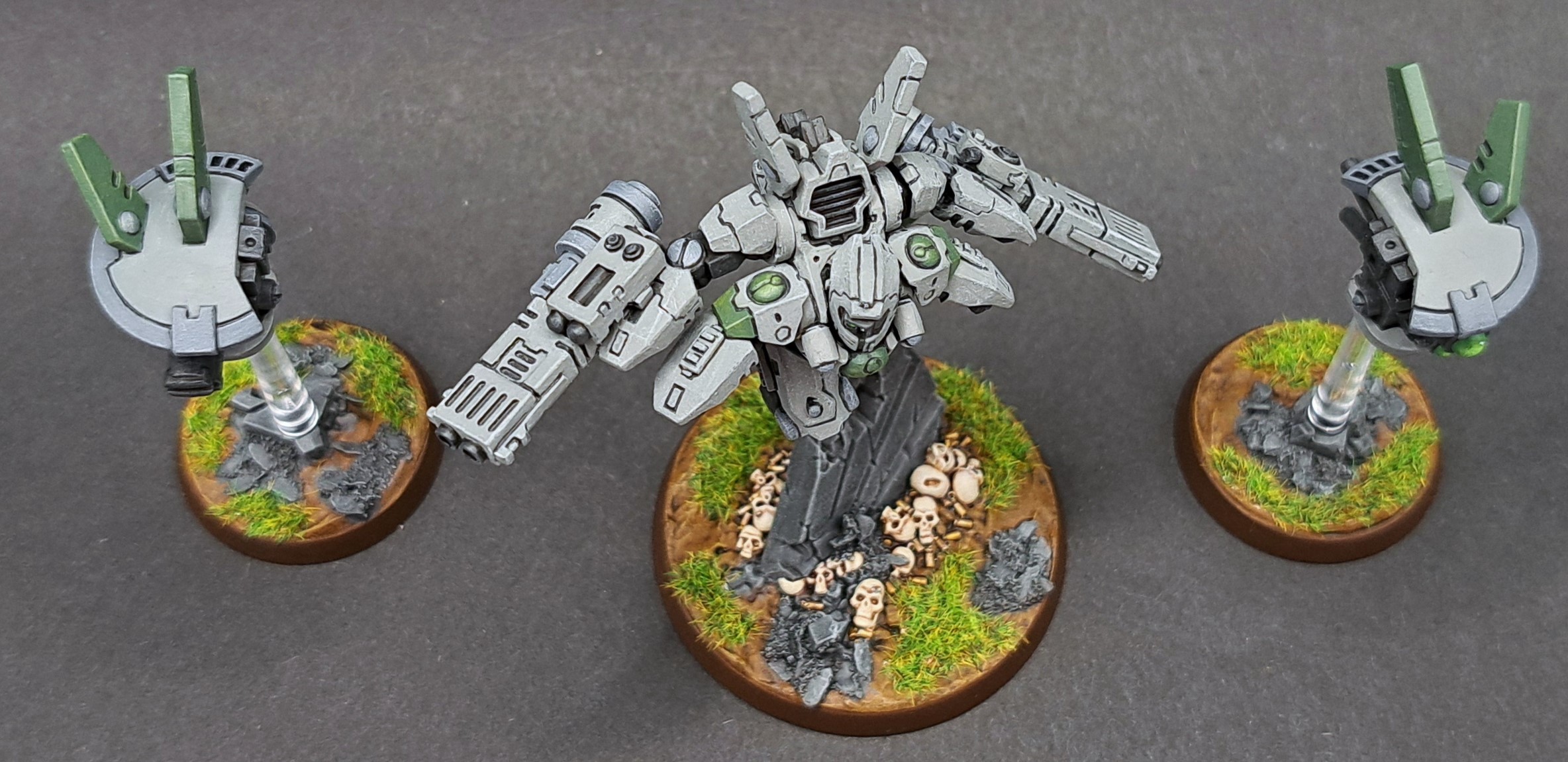 Tau29.jpg