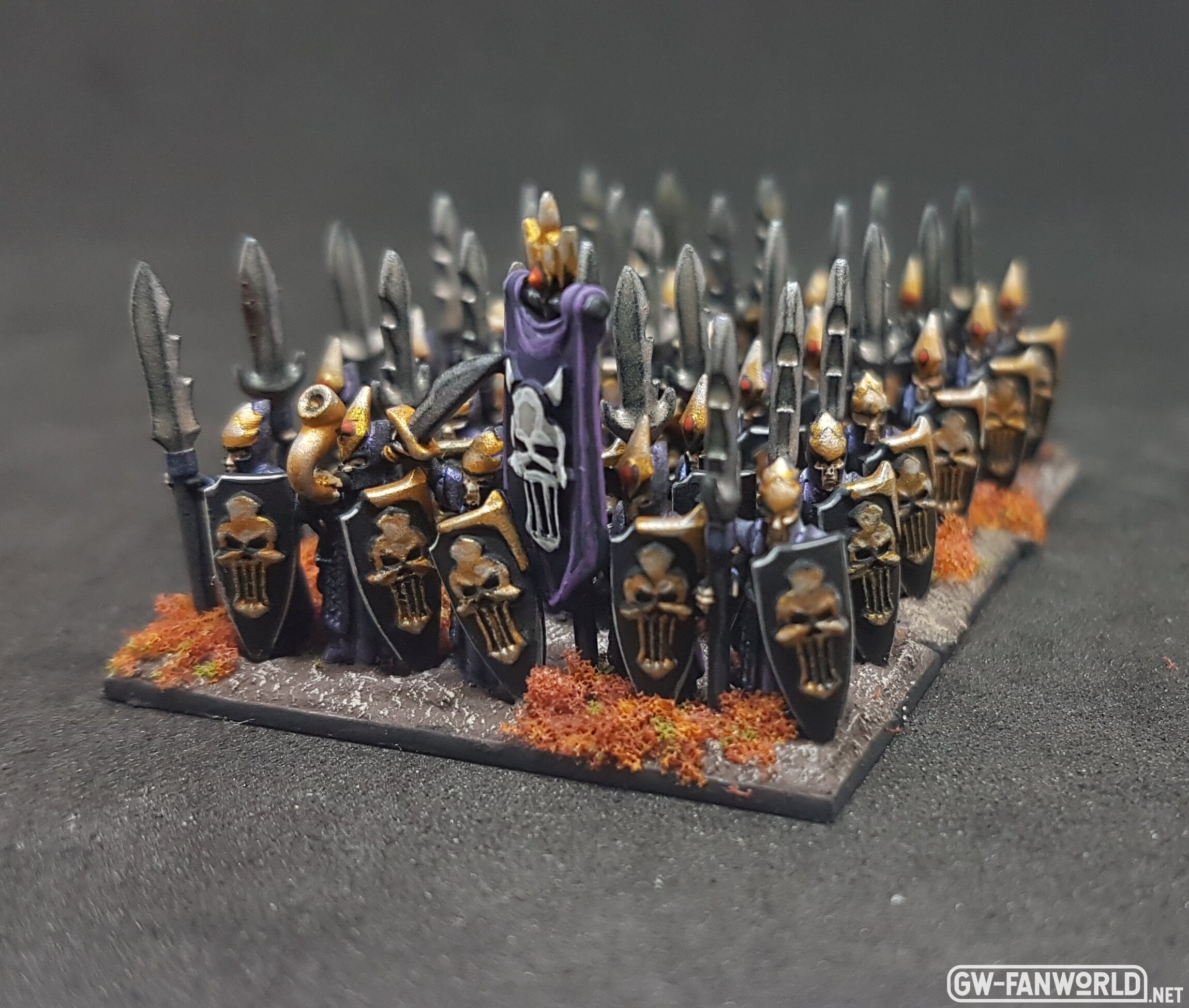 WMDElvesSpear1Front1Darios.jpg
