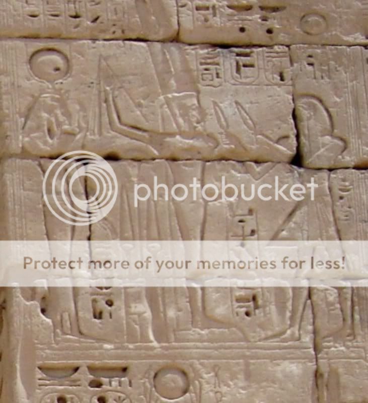Relief-im-Medinet-Habu-Tempel.jpg