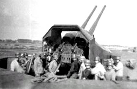 12,8%20cm%20flak%2040%20twin%20shield.jpg