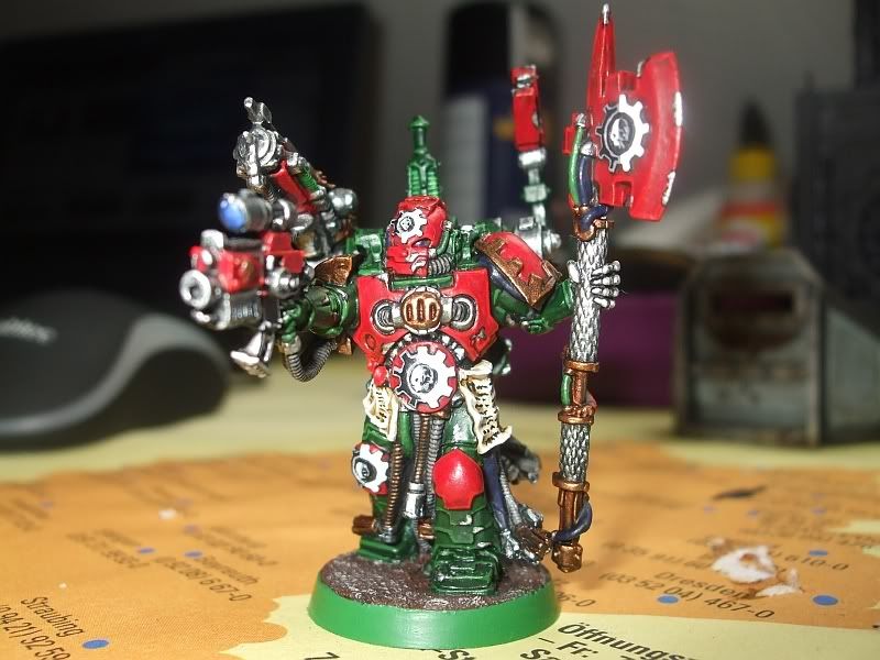 SM_Techmarine_02_01.jpg