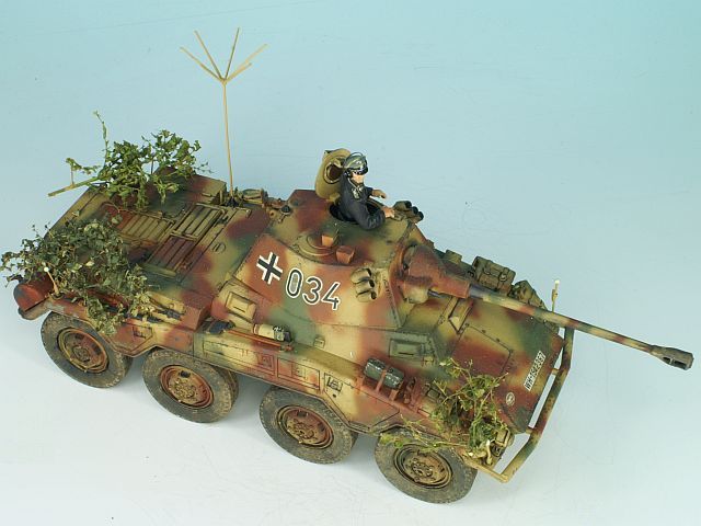 3928-3077611.jpg
