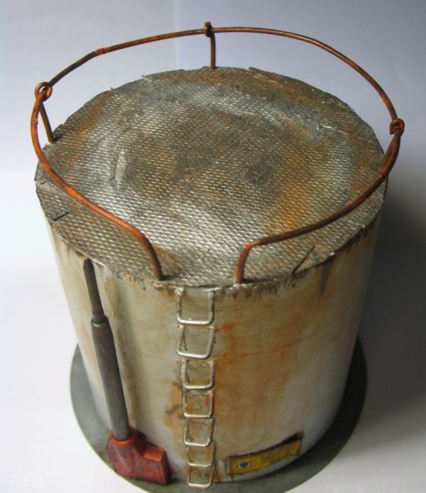 tank2_st.jpg