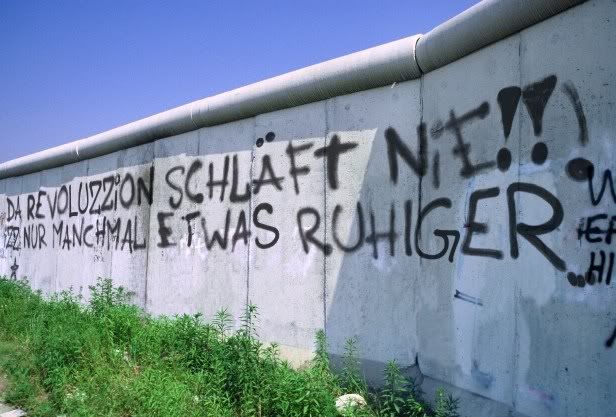 Revoluzza2.jpg