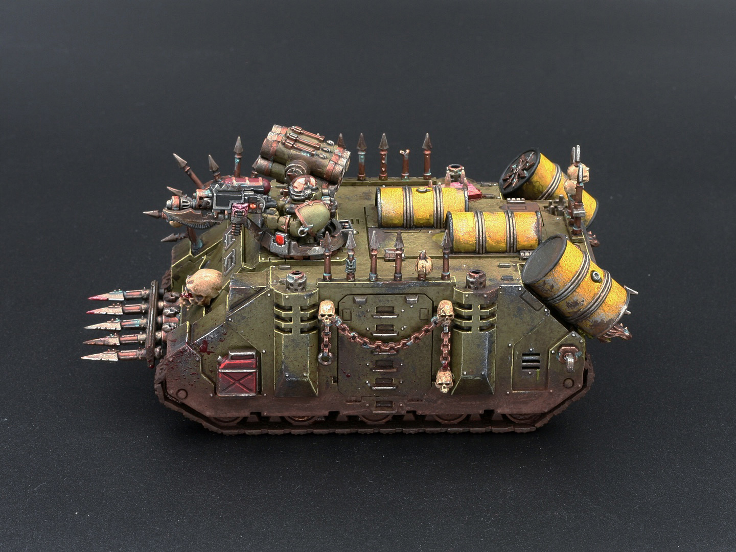 wh-dg-rhino08.jpg