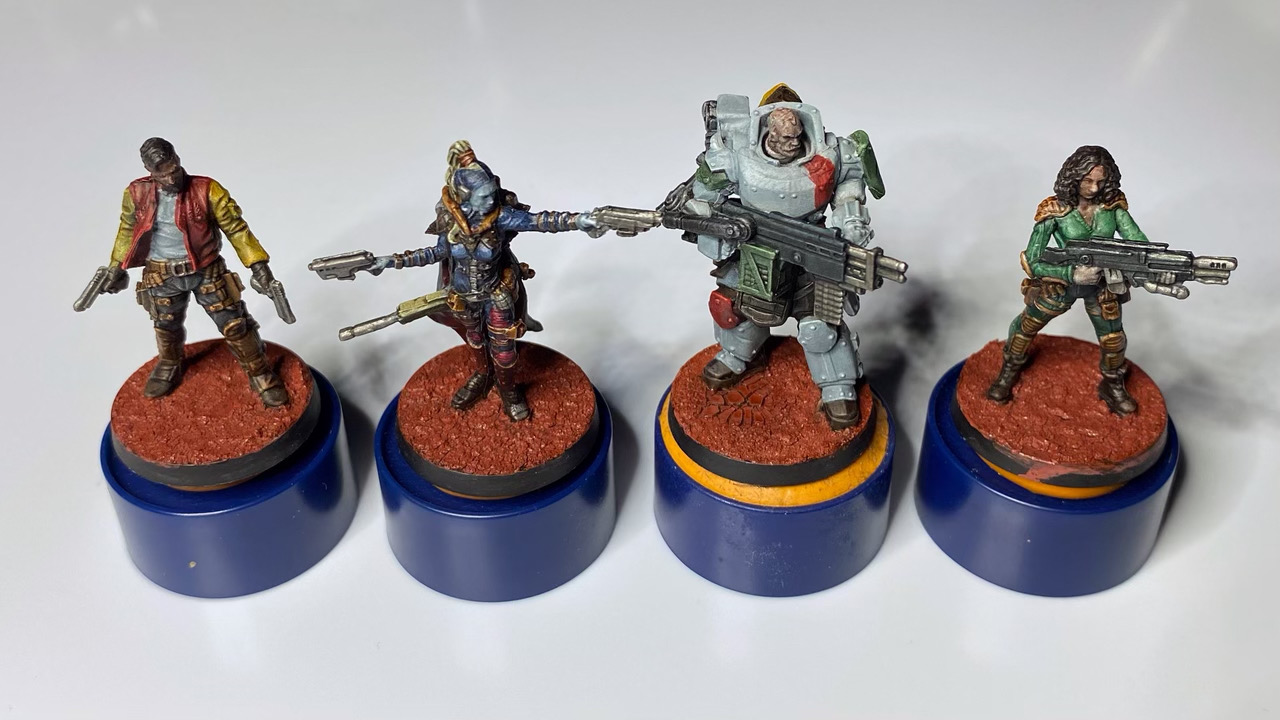 zombicide-invader-survivors02.jpg