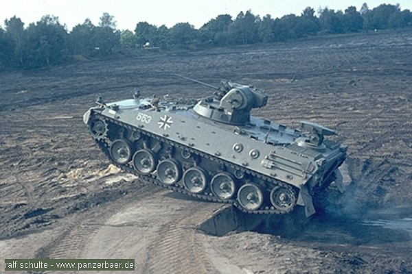bw_spz_marder_1a1a-01.jpg