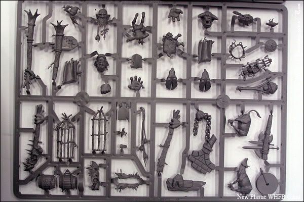 Plastic_Giant_Sprue_02.jpg