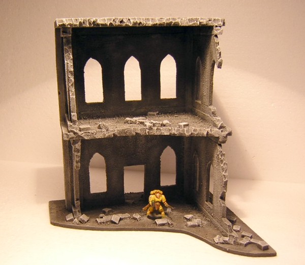 ruine_gross_hinten.jpg