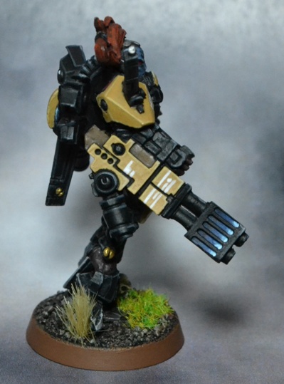 Shadowsun_klein_seite1.jpg