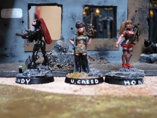 UrsulaCreedandsweethearts002.jpg