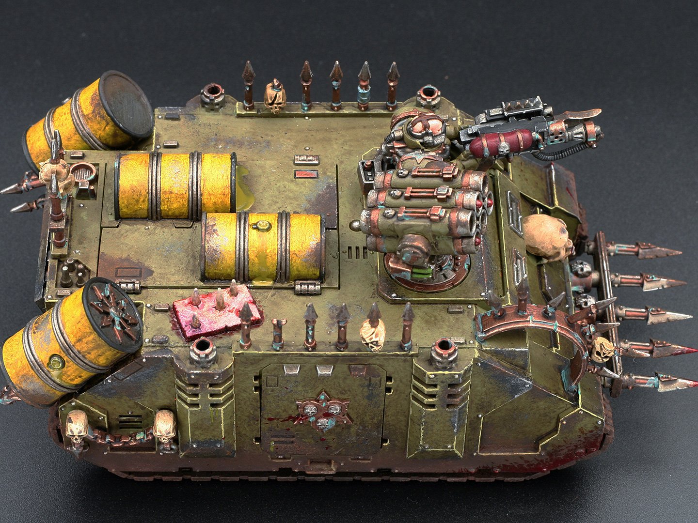wh-dg-rhino09.jpg
